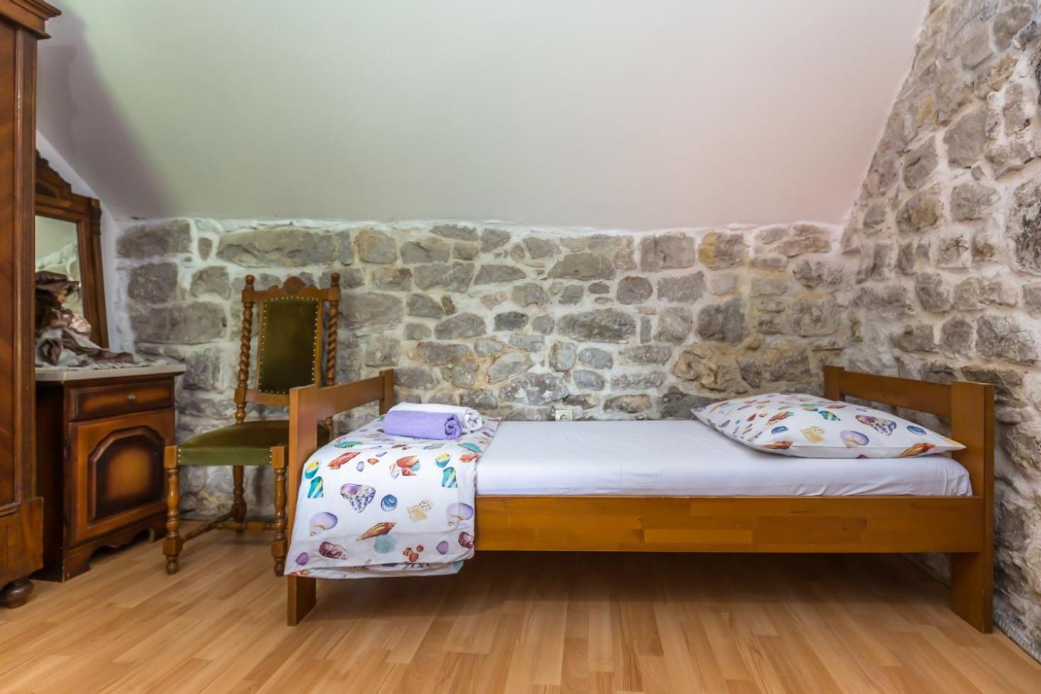 オミシュ Mini Stone Houseヴィラ エクステリア 写真