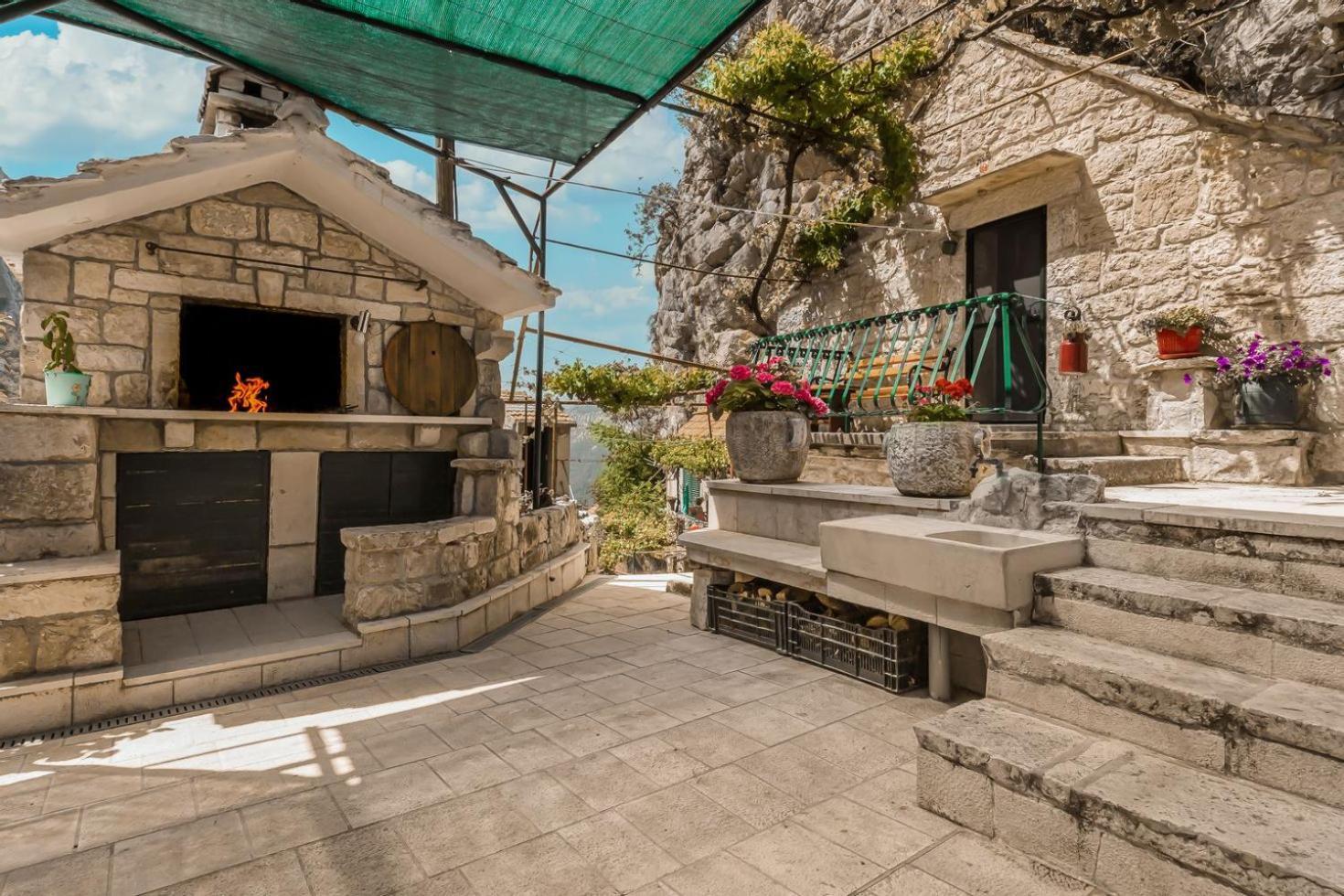 オミシュ Mini Stone Houseヴィラ エクステリア 写真